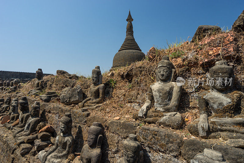 缅甸Mrauk U, Koe Thaung寺的佛像